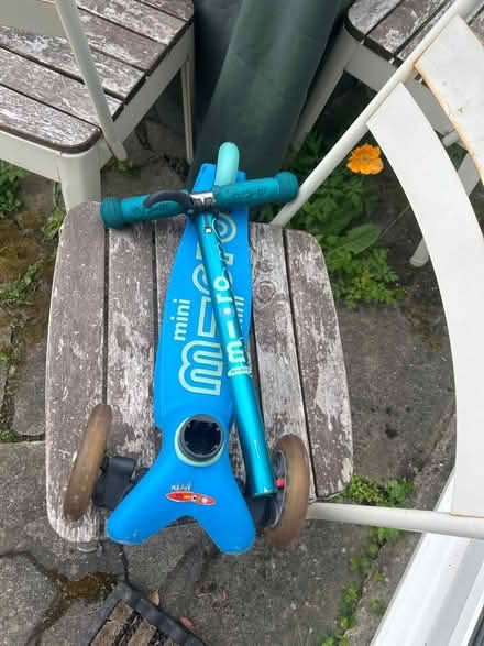 Photo of free Kids mini micro scooter blue (Petts Wood BR5) #1