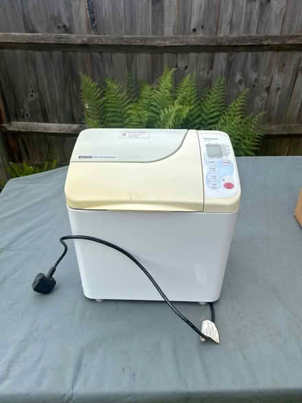 Photo of free Panasonic Breadmaker SD 253 (Petts Wood BR5) #1