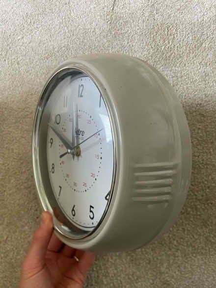 Photo of free Retro clock (Eltham, SE9) #2
