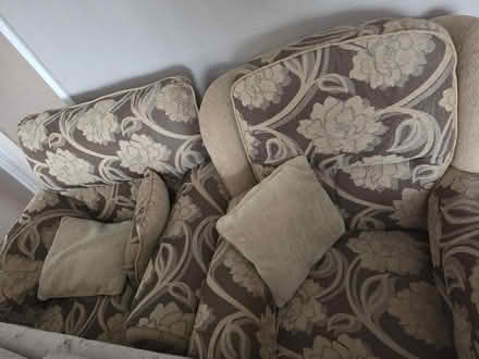 Photo of free 3 piece suite (Kensington L6) #2