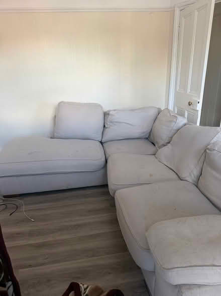 Photo of free l shaped sofa. (Bearwood B66) #1