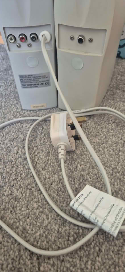 Photo of free Pair of small speakers (Deaconsbank G77) #3