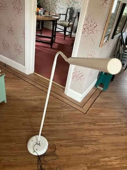 Photo of free a floor lamp (Eynsham OX29) #1