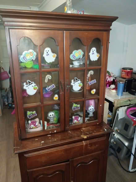 Photo of free China cabinet (Kittanning) #3
