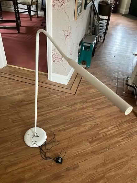 Photo of free a floor lamp (Eynsham OX29) #2