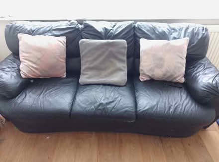 Photo of free 3 seater leather sofa (Hockley SS5) #1
