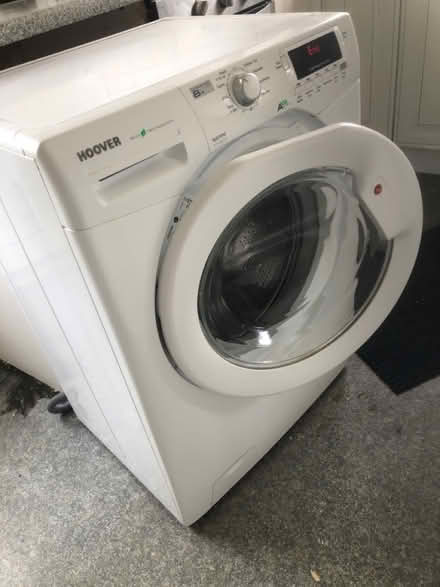 Photo of free Hoover washing machine (Meanwood, Leeds. LS6) #1