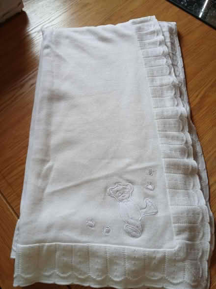 Photo of free Beautiful baby blanket (Parkhead EH11) #1