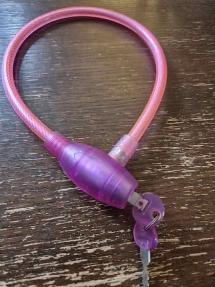 Photo of free Child's bicycle pink lock (Balham SW12) #1