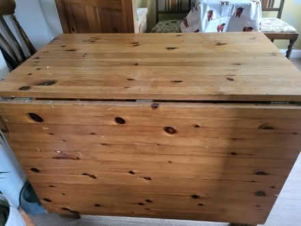 Photo of free Large pine table (Bd20) #1