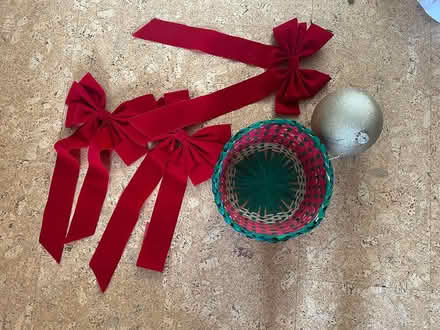 Photo of free Xmas: Outside Ornaments (Westboro) #2