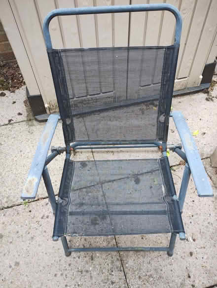 Photo of free Garden chairs x 4 (Chalfont Common SL9) #1