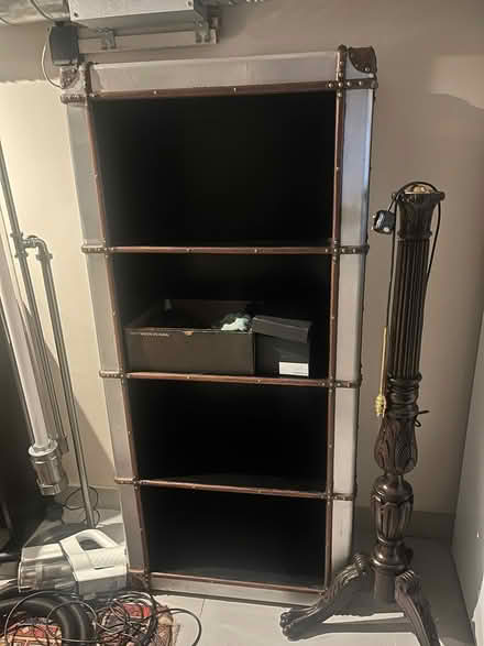Photo of free Bookcase (Notting Hill Gate W11) #3