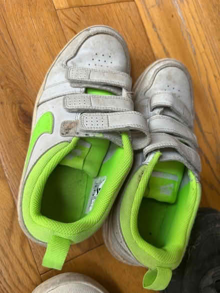 Photo of free Bag of shoes, mostly kids, 2 bags of clothes (Gerrards Cross SL9) #4