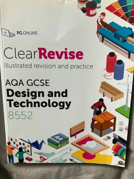 Photo of free GCSE revision guides (SW20) #1