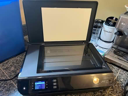 Photo of free HP ENVY 4500e all in one Printer (SE 37th and SE Yamhill St) #2