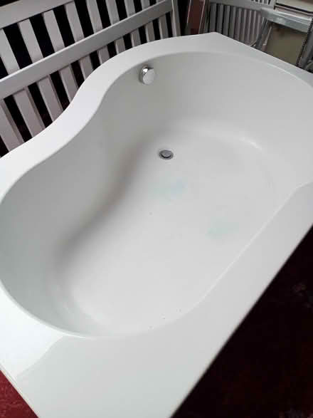Photo of free 1.5m bath (PR2 Preston) #2