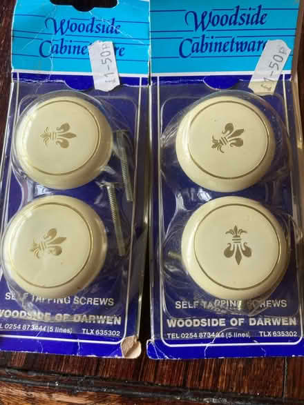 Photo of free Drawer knobs (RUshden NN10) #1