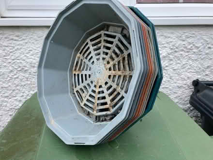 Photo of free Plant Container baskets x 10 + 24 approx square pots as pic (Bexhill TN39) #2