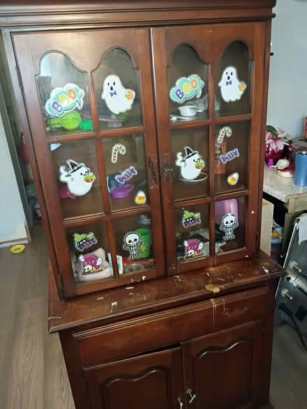 Photo of free China cabinet (Kittanning) #2
