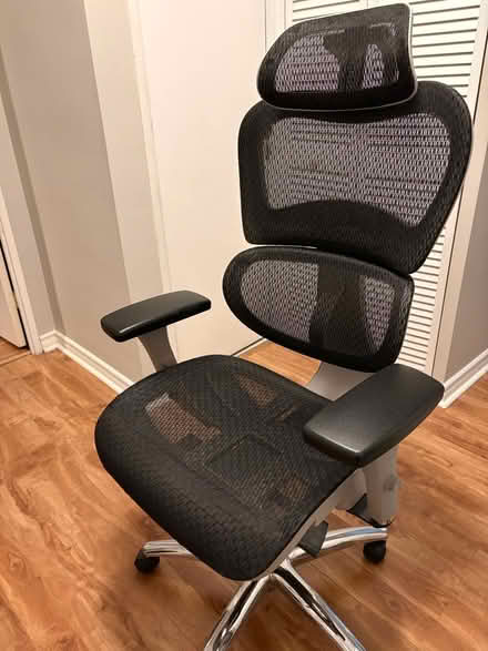 Photo of free Desk Chair (Don Mills and Finch area) #2