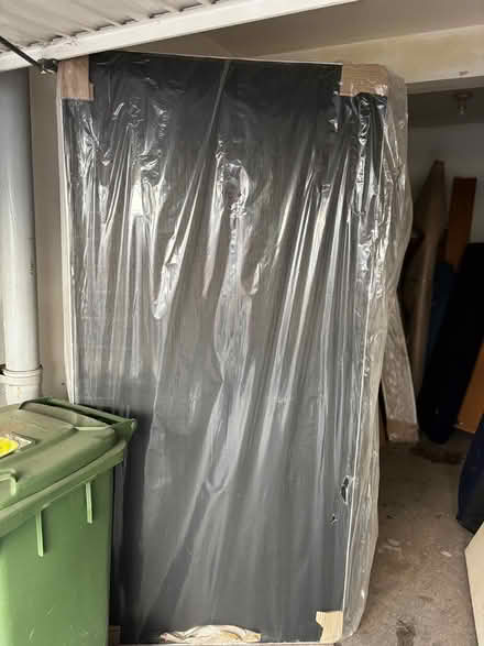 Photo of free 3ft Single Divan Bed (Bow E3) #1