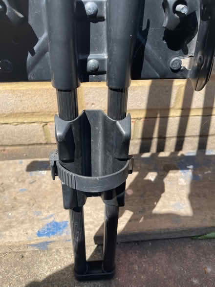 Photo of free Thule bike and racks (Charvil RG10) #4