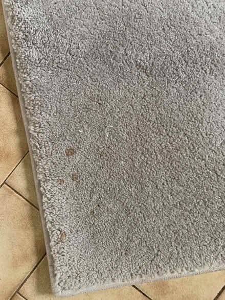 Photo of free Dunelm 'Mirage' rug in ochre, 120 x 170cm (Churchstoke SY15) #2