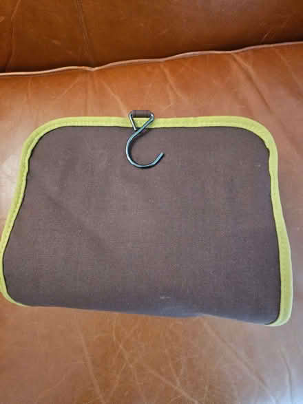 Photo of free Travel washbag (Kingston KT1) #2