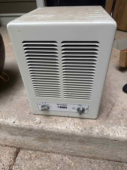 Photo of free Electric Heater for garage (Kentlands, Gaithersburg) #1