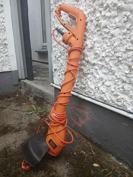 Photo of free Edge strimmer (Blackrock Dublin) #1
