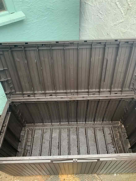 Photo of free XL Storage bench (Egremont CH44) #3