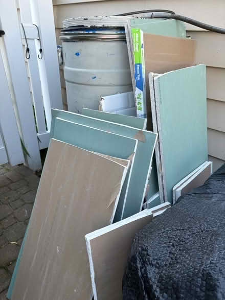 Photo of free Sheetrock drywall scraps (Rockville Centre) #1