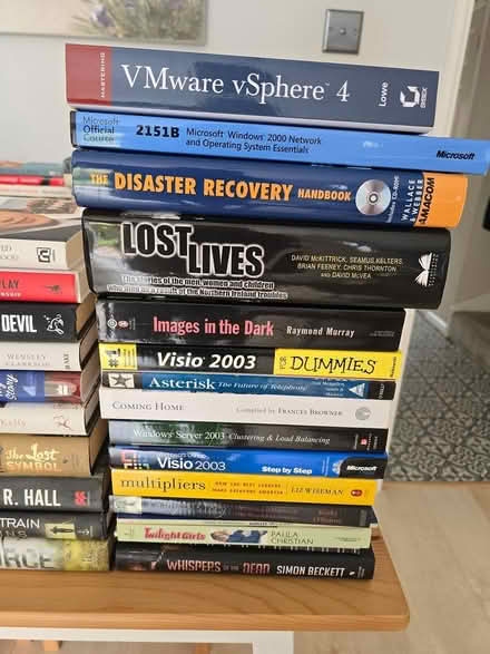 Photo of free 200+ books (Warndon villages Wr4 0) #3