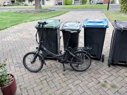Photo of free Raleigh Stow e Way eBike (CR8 5JT) #1