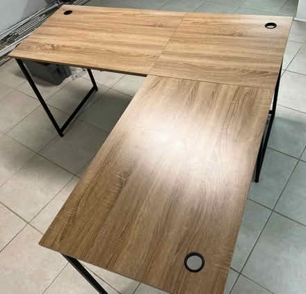 Photo of free Desk (Foster & California Ave) #1