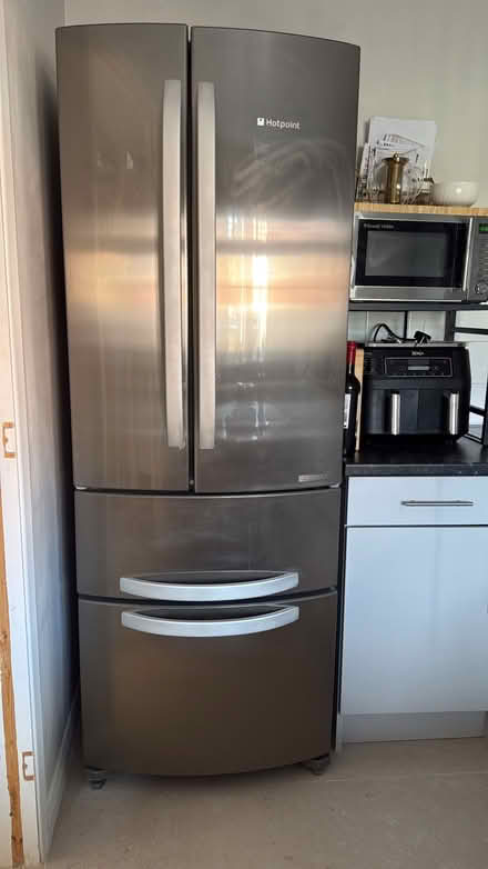Photo of free Repair or spares- hotpoint American fridge freezer (Botesdale IP22) #1