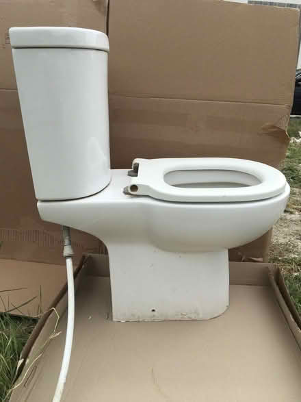 Photo of free Ideal standard toilet (Harwell OX11) #2