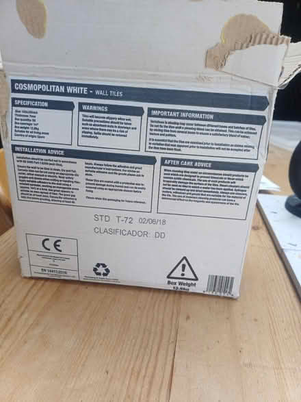 Photo of free White wall tiles (Horley, Surrey) #1