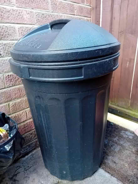 Photo of free Garden bin (Coulby Newham TS8) #1