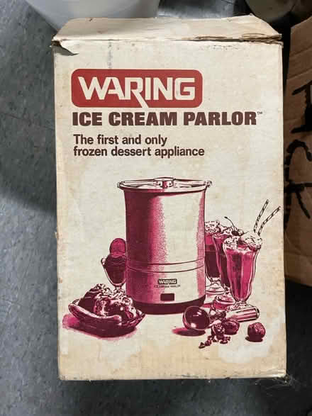 Photo of free Waring ice cream maker, electric (Great Neck) #1