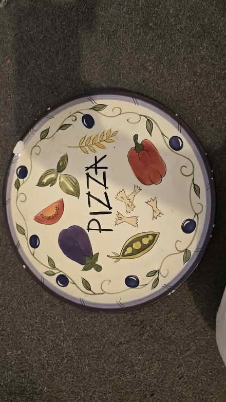 Photo of free Pizza plate (West Croydon CR0) #1