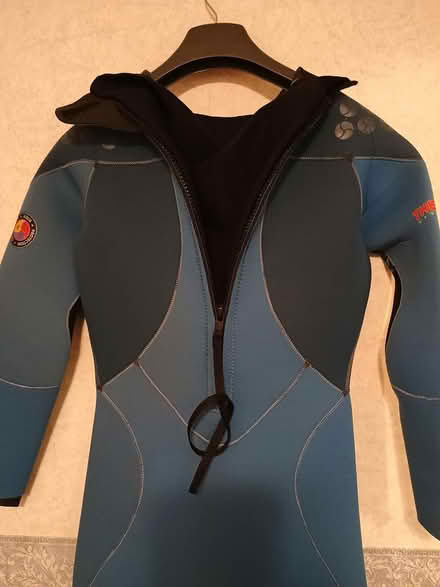 Photo of free Men's Wetsuit (Liverpool L21) #2