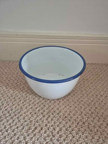 Photo of free Enamel bowl (Tunbridge Wells) #1