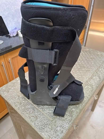 Photo of free Support boot (Haldens AL6) #1