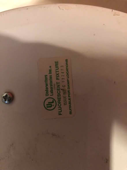 Photo of free Light Fixture, Fluorescent (Santa Clara (Benton/San Tomas)) #2