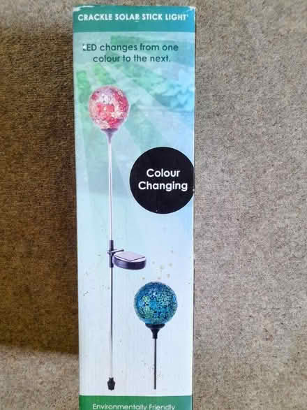Photo of free Colour changing Crackle Solar Stick Light (Burwell CB25) #1