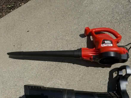 Photo of free Leaf blower/vac (Nuckols Rd in Glen Allen) #1