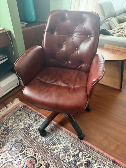 Photo of free Desk Chair (St. John's Wood NW8) #1