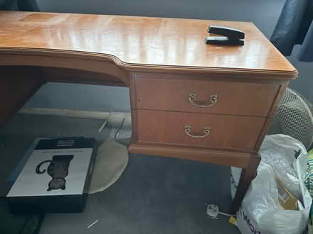 Photo of free Dressing table or desk (Bedfont TW14) #2